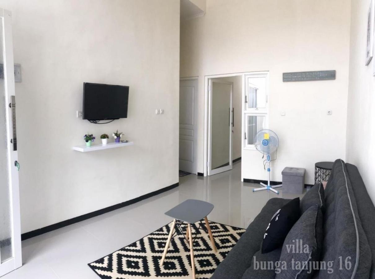 Villa Syariah Bunga Tanjung 16 Бату Екстер'єр фото